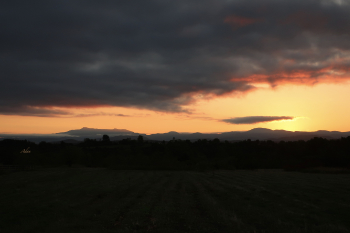 Mount Mansfield September Sunrise Five, 5:50 am
© Felipe Adan Lerma; 5th of 7 in my Vermont sunrise photo shoot.