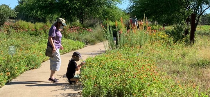 Max & Sheila At Lady Bird WildFlower Center Austin May 18, 2020 ©Felipe Adan Lerma